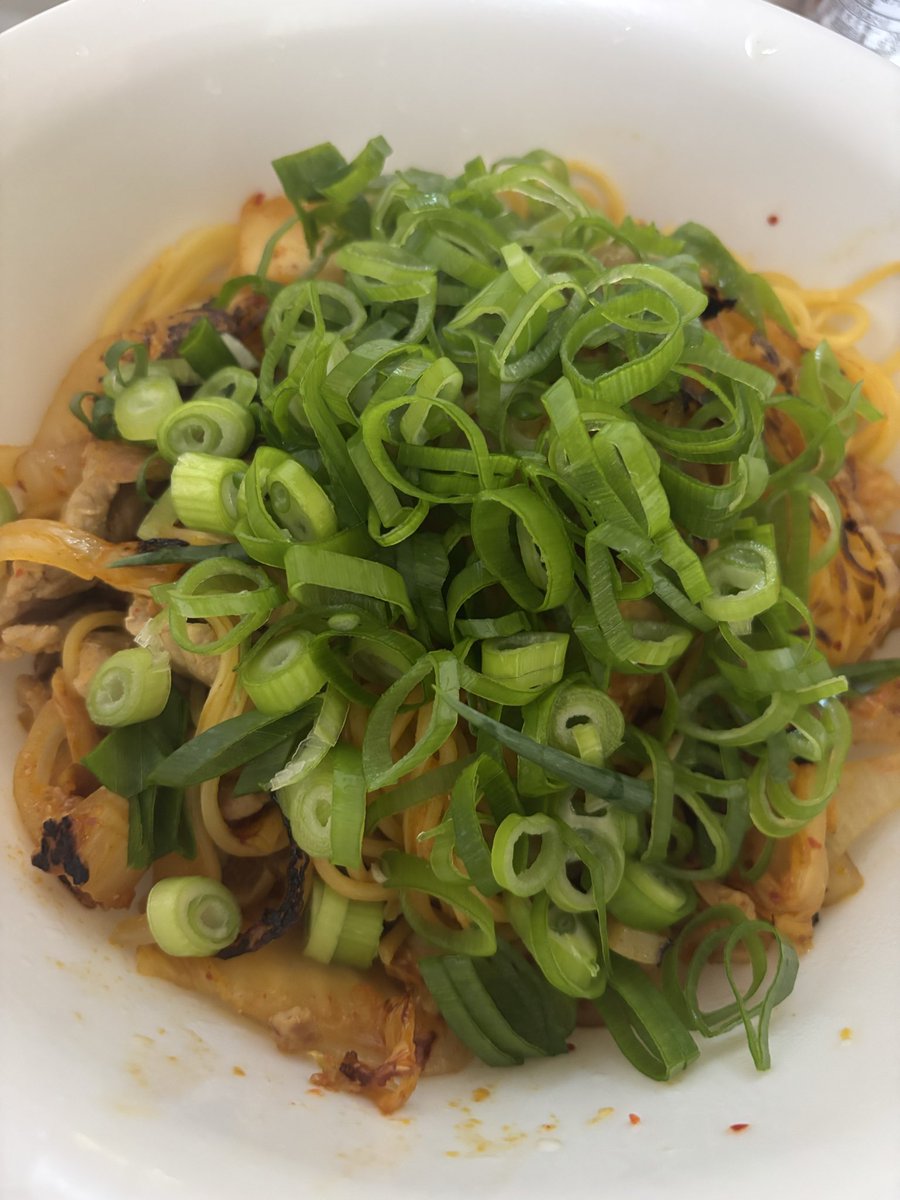 watsuchin's tweet photo. 豚キムパスタ🍝(失敗) https://t.co/OBUlS20N0R