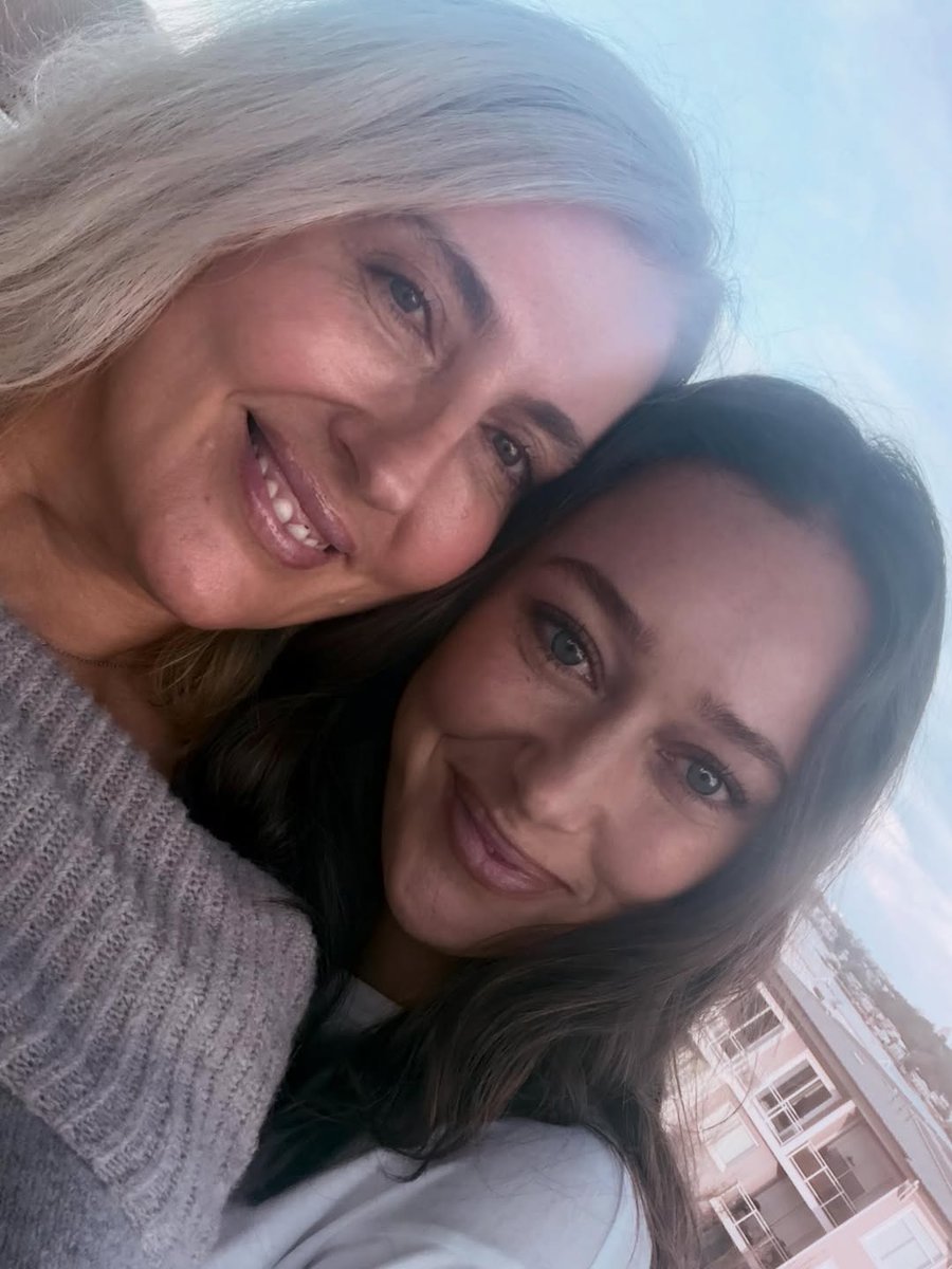 Alycia Debnam-Carey Updates tweet media