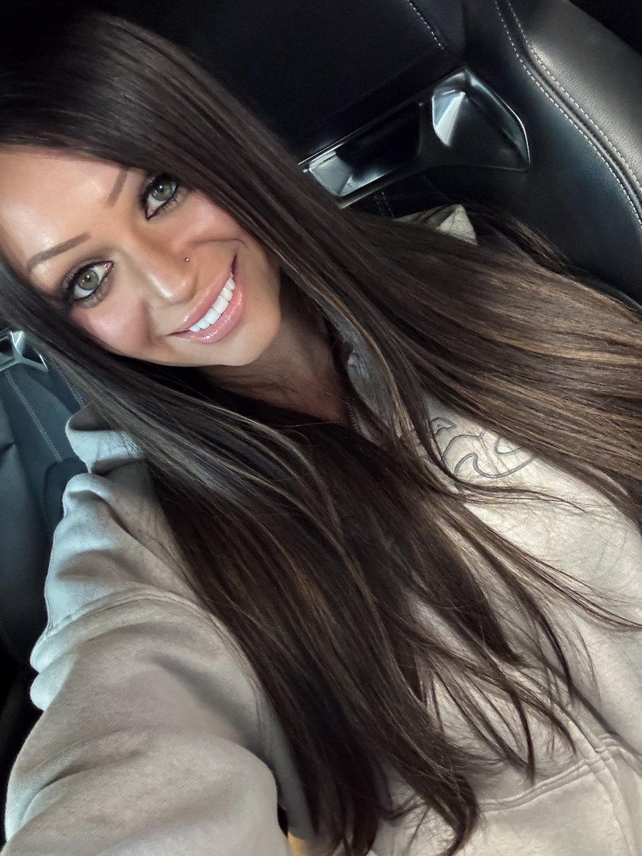 Casey Mae tweet media
