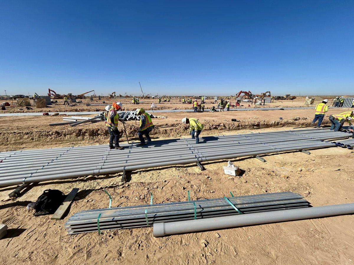 IrbyConst's tweet photo. Laying the groundwork for reliable power ⚡
Irby Crews in the field turning plans into reality with precision, teamwork, and pride.
#IrbyConstruction #AbsolutePerformance #WeAreQuanta #QuantaProjects @Quanta_Services https://t.co/DWPwoZzpCS