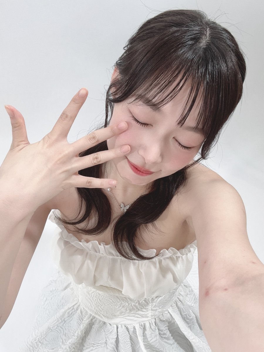July chinさま専用ページ おはよー💖 今日は推しコレvol.1 チェキ会(メイド服セーラー服)🥰 15