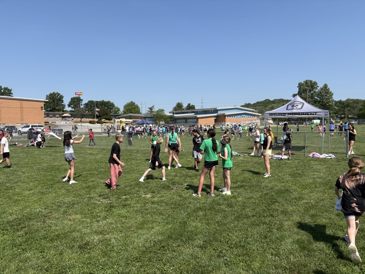 PI_MVR3's tweet photo. More field day pictures! https://t.co/dNzcHFl1lK