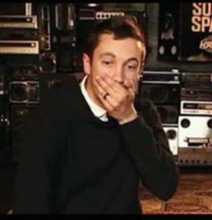 .øly |-/ tweet media