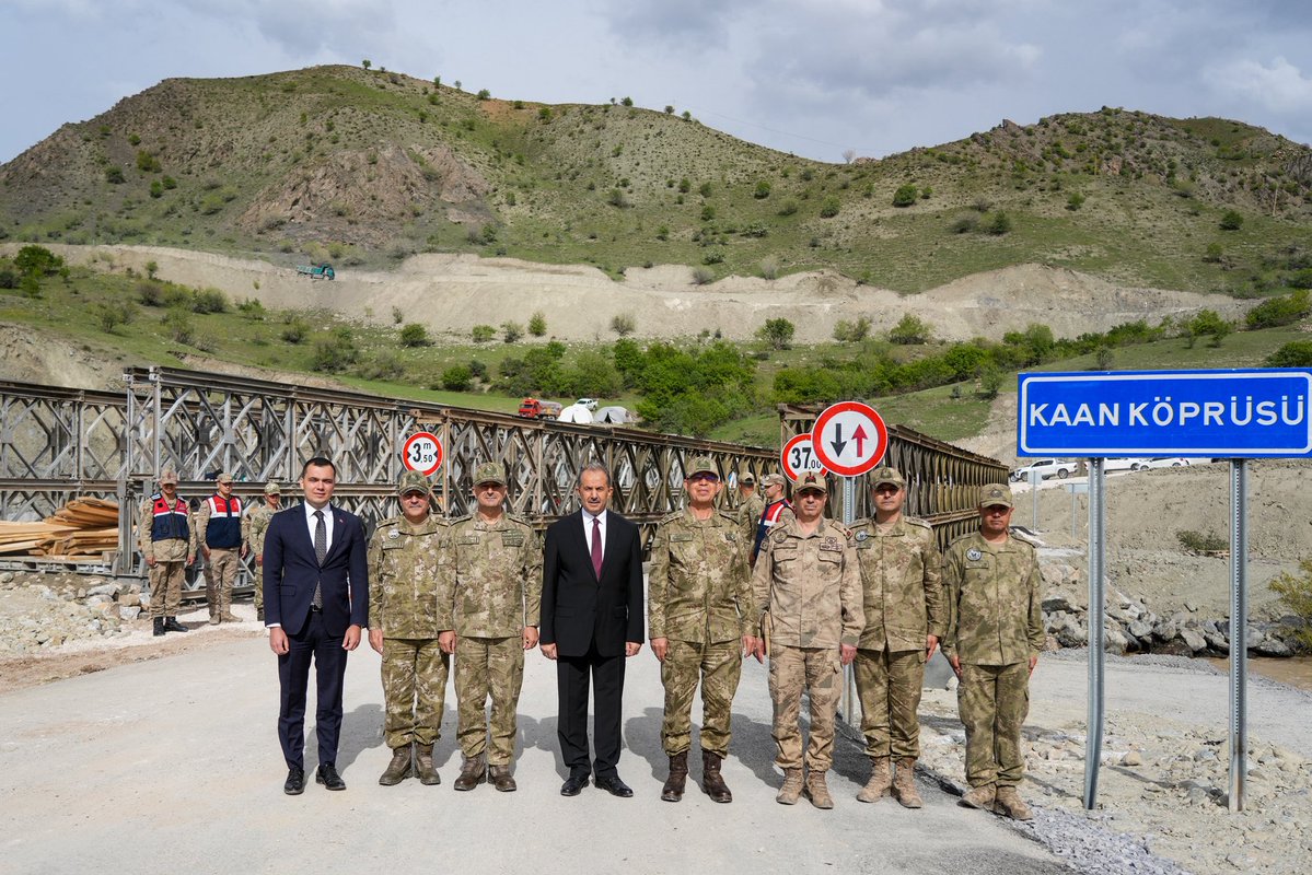 T.C. HAKKARİ VALİLİĞİ tweet media