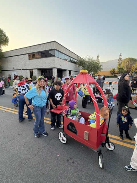 CELCcubs's tweet photo. Thank you to all our families who came out to help us celebrate the City of Monrovia in the Monrovia Days Parade @monroviaschools https://t.co/g8c2fTS8yE