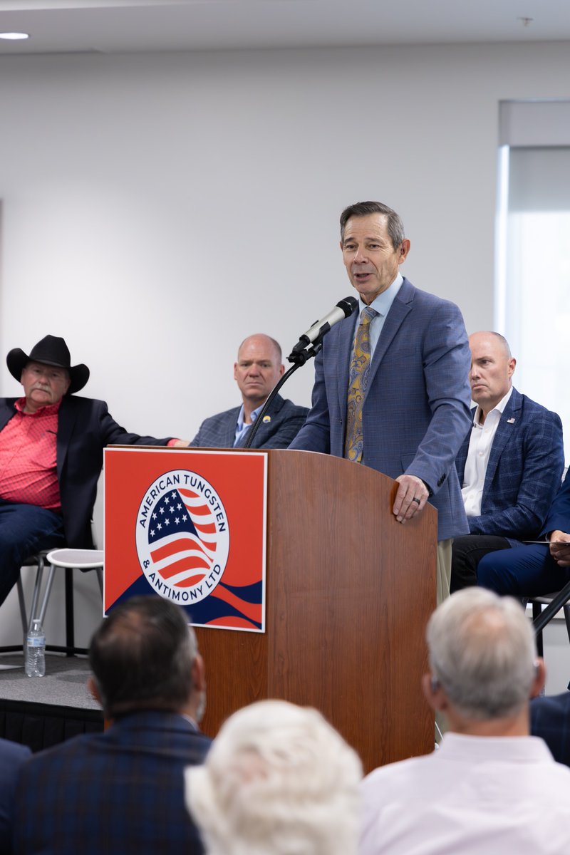 Senator John Curtis tweet media