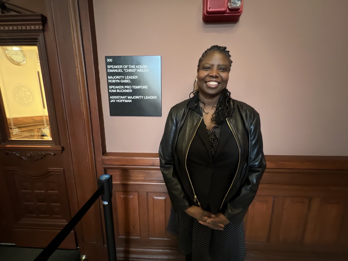 Chicago Department of Family & Support Services tweet media