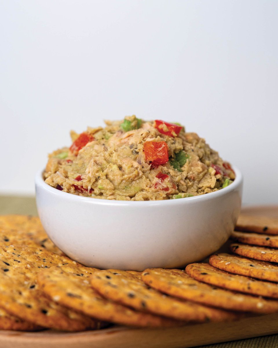 IndConnection's tweet photo. In this month’s Indiana Connection, the focus is on flavorful recipes that are perfect for a heart-healthy diet. Recipes: https://t.co/weFbv02nhH. #FoodieFriday https://t.co/i0l9ByuF47