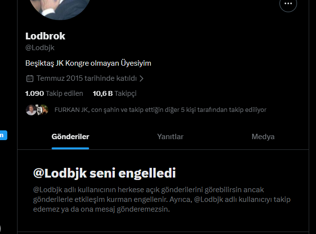 EminGVB's tweet photo. Niye engelledin oğluşum o çok övdüğün hocan sıçınca
Senin taraftarlığında yorumlarının da amınakoyayım adamcı göt. Bidaha kulübün kapısından sokmayacağız tv yorumcusunu https://t.co/xEN3iiEXNK