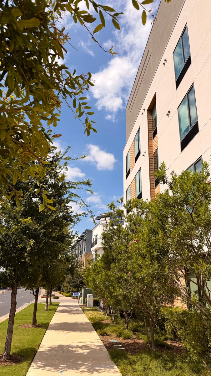 milos002's tweet photo. Austin, Texas 🇺🇸 https://t.co/9B1wgvWWDD