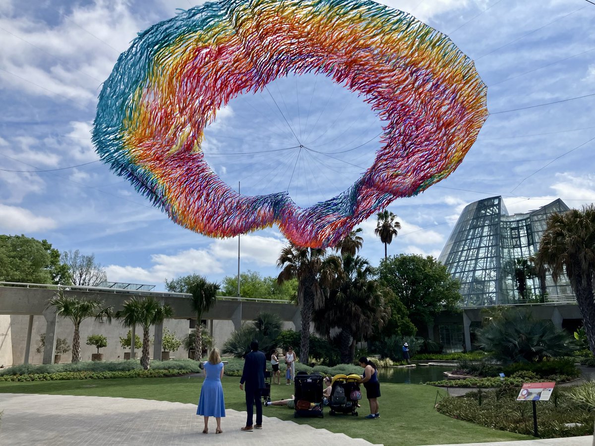 LaHood4Texas's tweet photo. I absolutely loved touring the @sabotgarden today. 39 acres of vibrant gardens, innovative plant projects, and scenic pathways create a living museum designed to inspire exploration, education, and appreciation for the natural beauty around us. Thank you Katherine Trumble for the invitation!