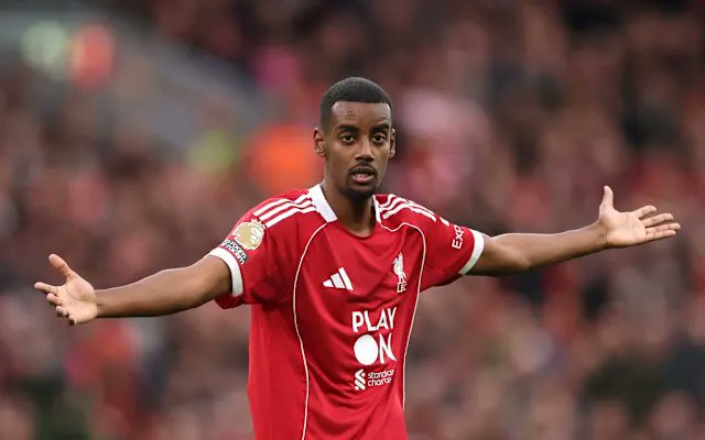 AnythingLFC_'s tweet photo. 🚨 Alexander Isak ruled out tonight with a minor problem. 

Liverpool being careful with him given his fitness/injury issues this season. (@JamesPearceLFC) https://t.co/vT0yBaSisK
