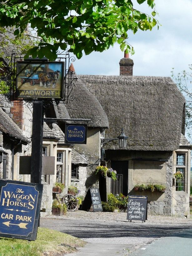 Britain's Lost & Living Pubs tweet media
