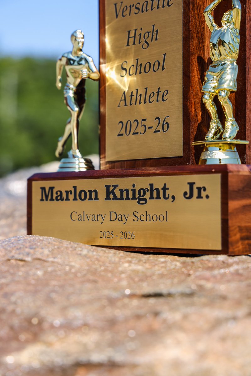 Cavalier_Sports's tweet photo. Introducing Marlon ‘MJ’ Knight Jr. — WINNER of the 73rd Ashley Dearing Award! 🏆

#GoCavs #CalvaryDayAthletics https://t.co/nCwLlpW6Cj