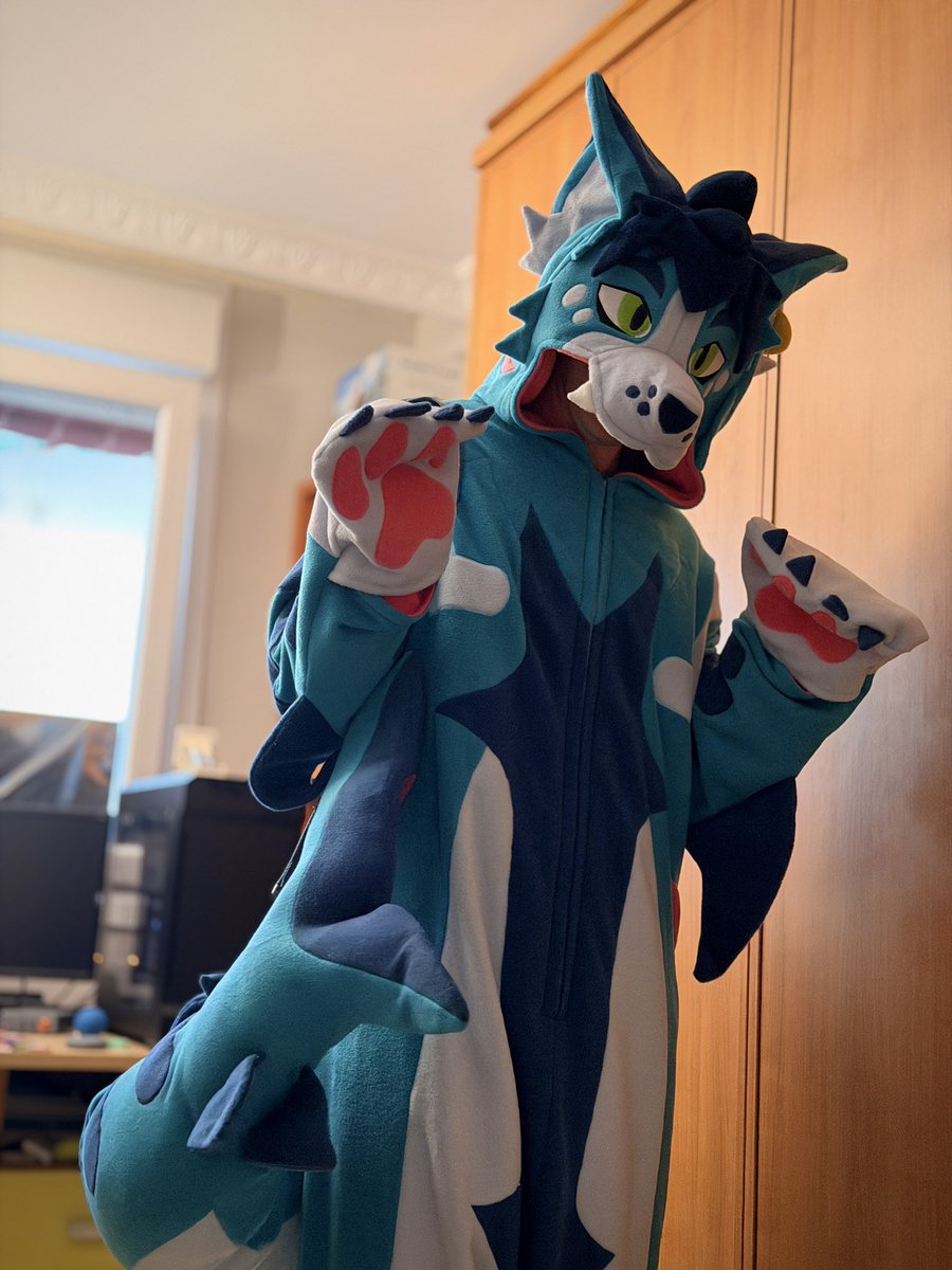 Fizzark tweet media