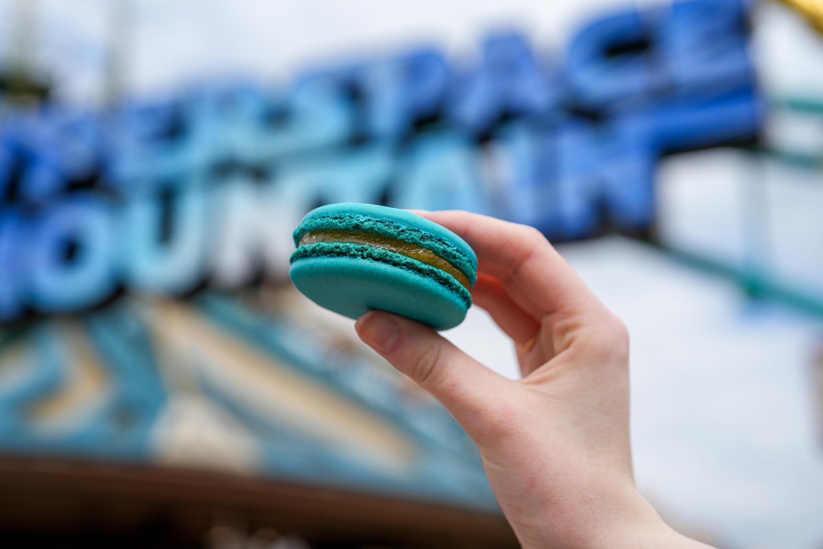 Disney Parks tweet media