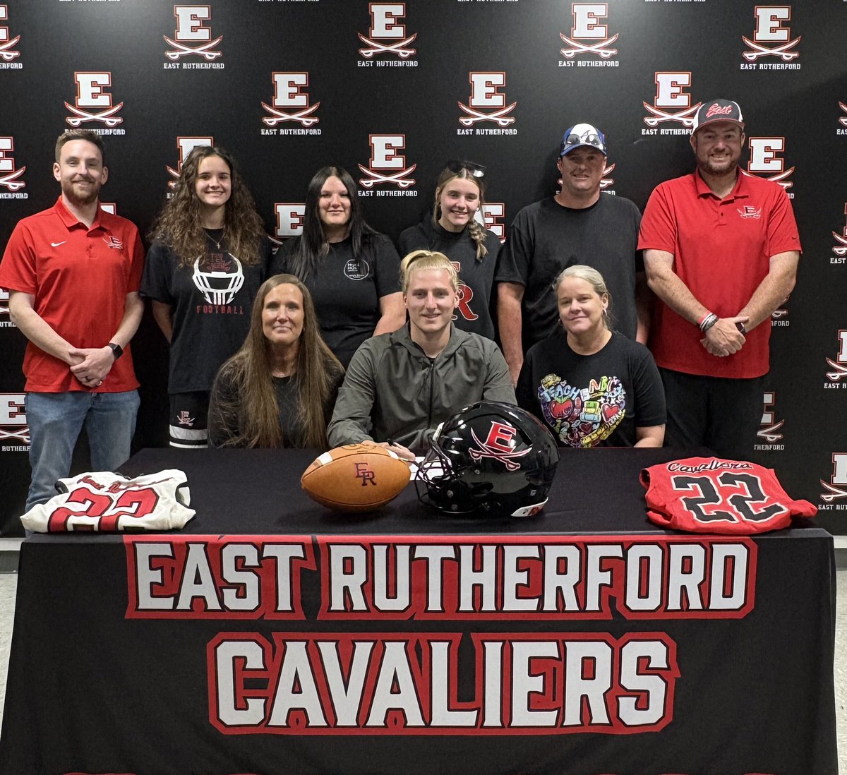 ERHS Athletics⚔️ tweet media