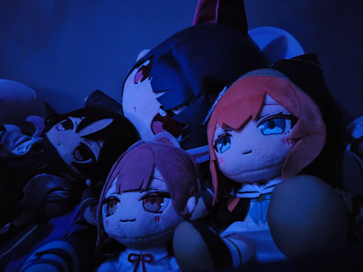 Real_Nuathan's tweet photo. Plushie night company time~
#bluearchive 
#ブルアカ #ブルーアーカイブ
#bluearchiveplushieclub https://t.co/ACtuF9Hk6l