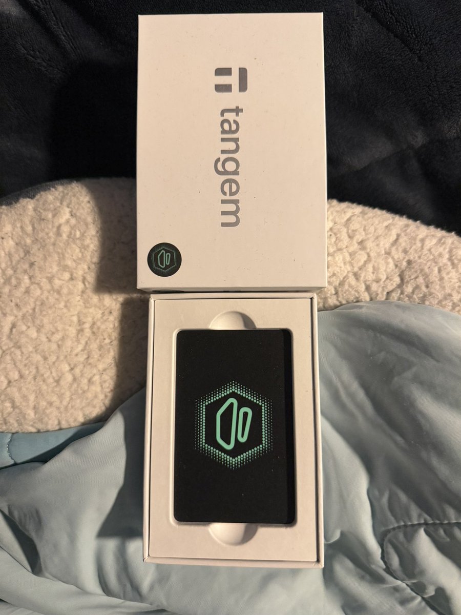 Slainte1985's tweet photo. @Zebec_HQ @Tangem Can you make an exception for those who bought a non-XRP Las Vegas Edition Zebec Network Tangem Wallet? I would love to win a jersey, but I don’t need another wallet. https://t.co/XLJN2GRf1m
