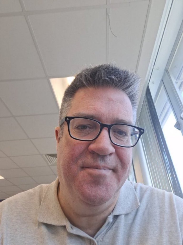 Wayne tweet media