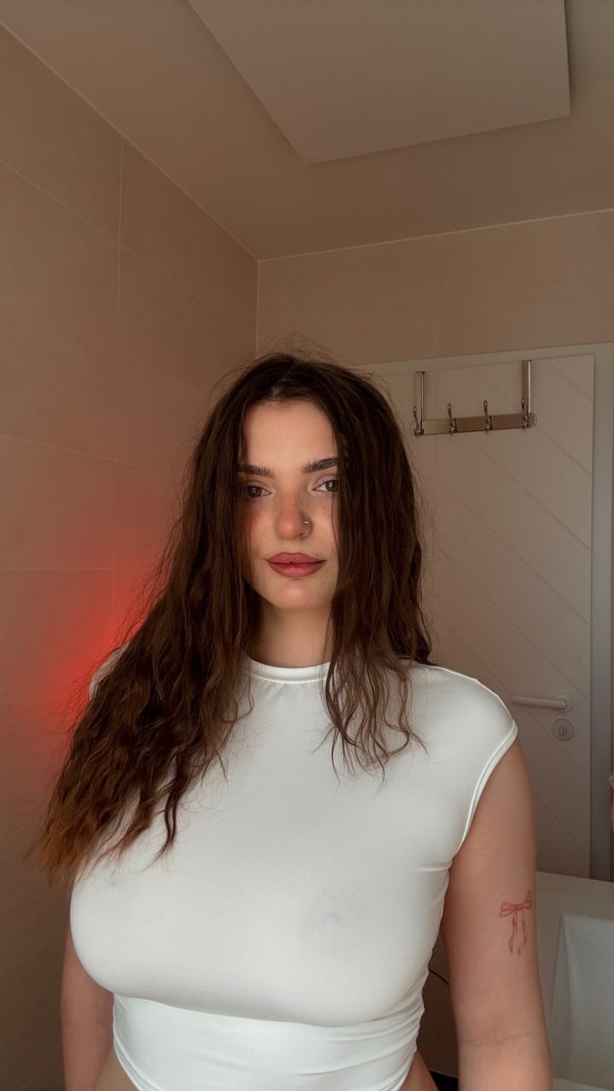 Sophie 🤍 FREE OF tweet media