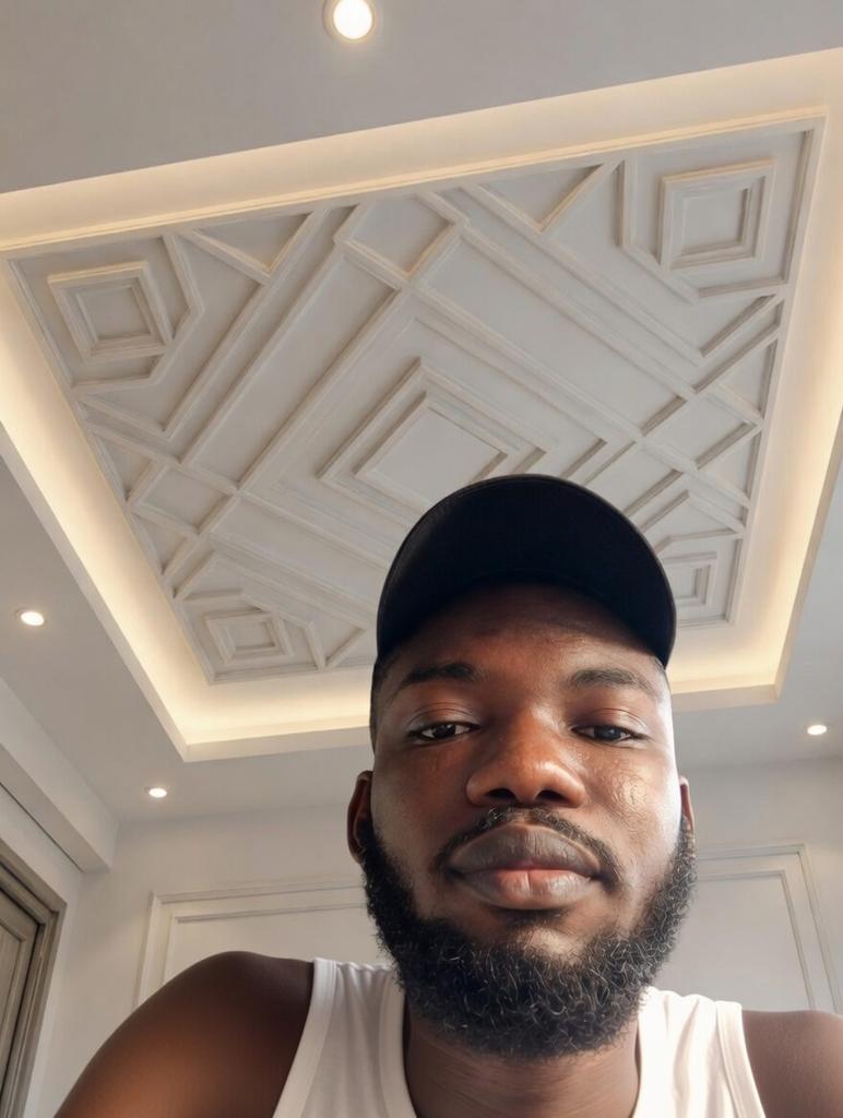 𝐏𝐚𝐫𝐢𝐬 🧸 tweet media