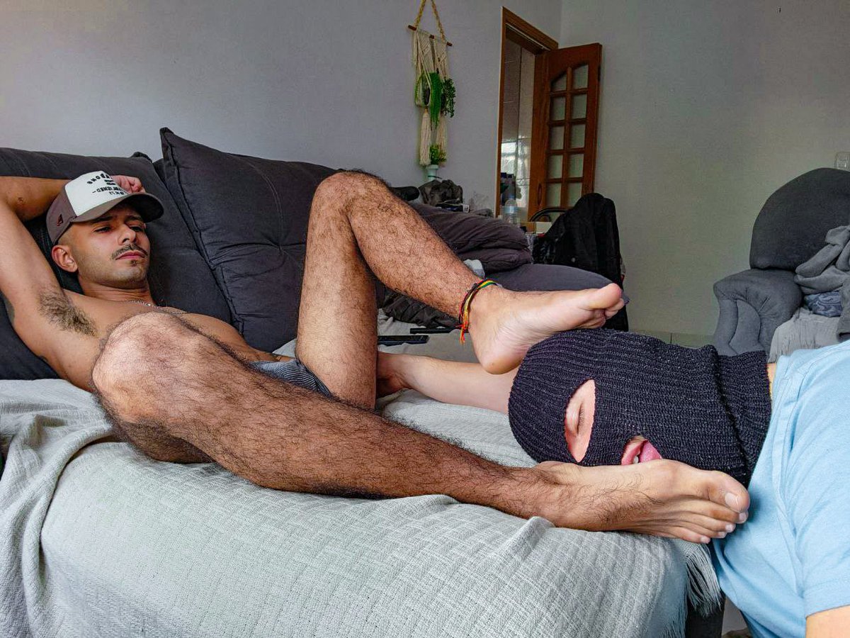SoumisArdent's tweet photo. Friday. First you send your tax then you beg @DomWLSp and you send again to get the privilege of worshipping his godly feet.

https://t.co/KAOsspSnru

@PromoJacked @MASTERS_PROMOS @_str8Gods @trusted_alphas @PromoRTpig @slave_here @MastersEmpireRT https://t.co/sbJJYEMFT6