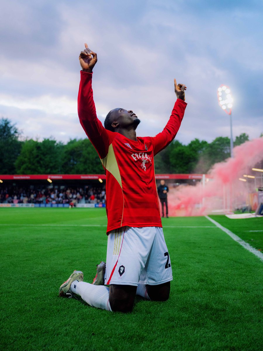 Salford City FC tweet media