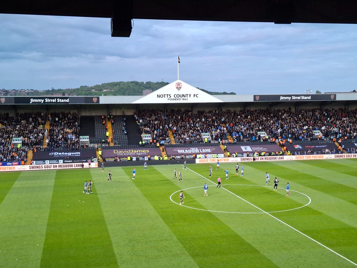 SpireitesTV's tweet photo. Let us know your thoughts on the first half 👇 

#Spireites https://t.co/qqrl7QqT95