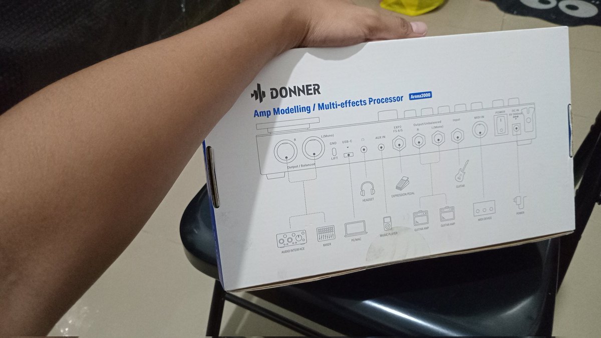 Bobbyjamz's tweet photo. Jual kondisi baru multiefek Donner Arena 2000, garansi dan kitab2 lengkap pastinya. Segel belum pernah dibuka sama sekalin, apalagi dipake! Nyentuh barangnya aja belom sempet 

Jual harga Rp.2,750,000 aja

WA saya 081563537513 https://t.co/NW18bhcLsl