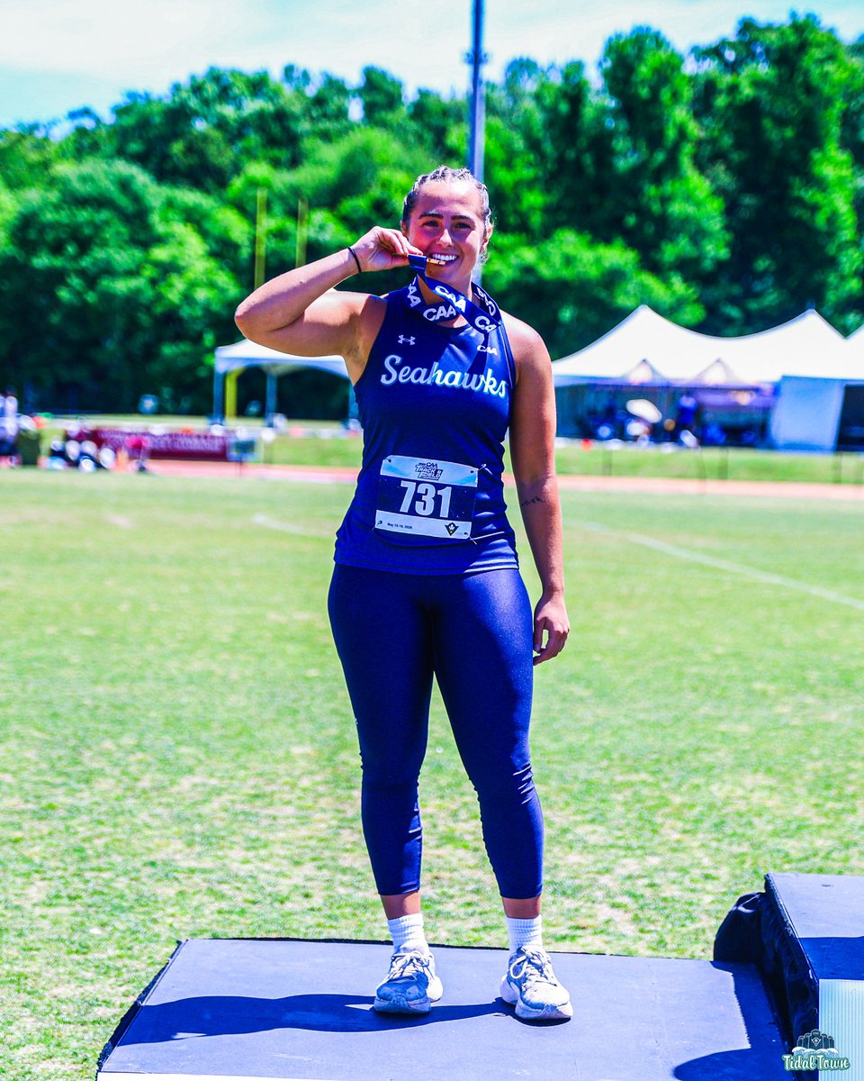 SeahawkTFXC's tweet photo. bronze in women’s javelin 🥉

#TidalTown https://t.co/gdfmbl2NEZ