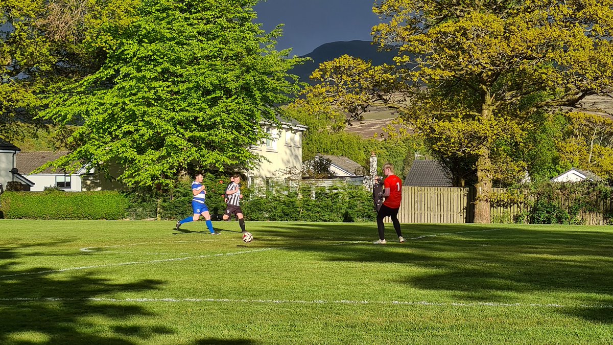 pyramidhopper's tweet photo. Friday night means @ForthEndrickFA action.
Killearn 4 Fintry 2 and ground 4 of 10 for Luna https://t.co/cTQDUC7F5K