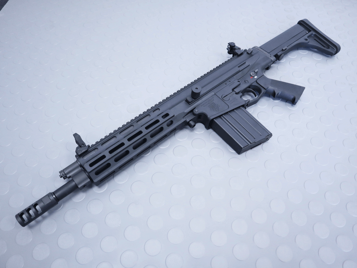 RobinsonArms's tweet photo. XCR-M Mini with 12" .308 Barrel.  This model works great with a 12", 16", or 18.6" 6.5 Creedmoor too!   Check us out at https://t.co/Tvxnl9aFoK    #308win #65creedmoor #multicaliber https://t.co/HzHW3dqxEZ