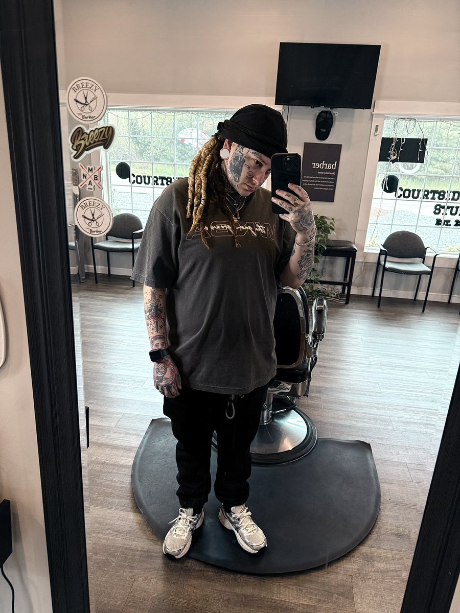 Breezy The Barber tweet media