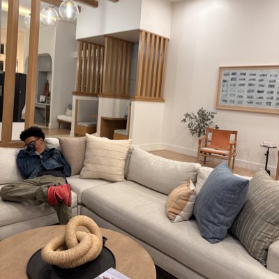 dlxmes's tweet photo. #NewProfilePic https://t.co/xfN56GddbY