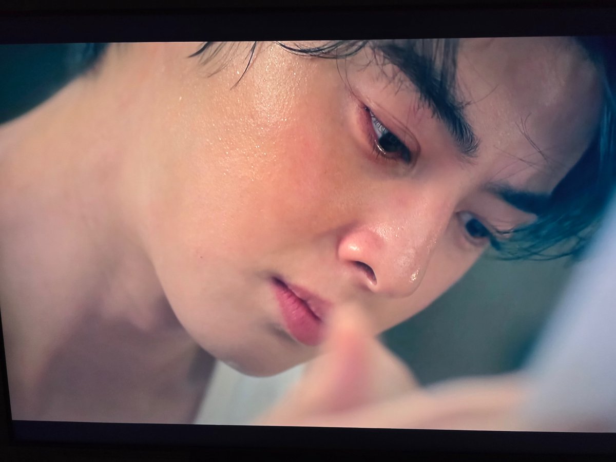 happy_young0330's tweet photo. 차은우 연기 진짜 왜 이렇게 잘해? 
화면에 '운정'이가 나올 때마다 몰입감이 정말 최고다🙏 숨 막히는 비주얼은 보너스처럼 느껴질 만큼 눈빛과 연기력에 압도당하는 기분 순간순간 멈춰두고 감상하고 싶은 유혹을 꾹 참아가며 폭풍 정주행하고 다시 1화

#차은우 #CHAEUNWOO
#원더풀스 #TheWONDERFools