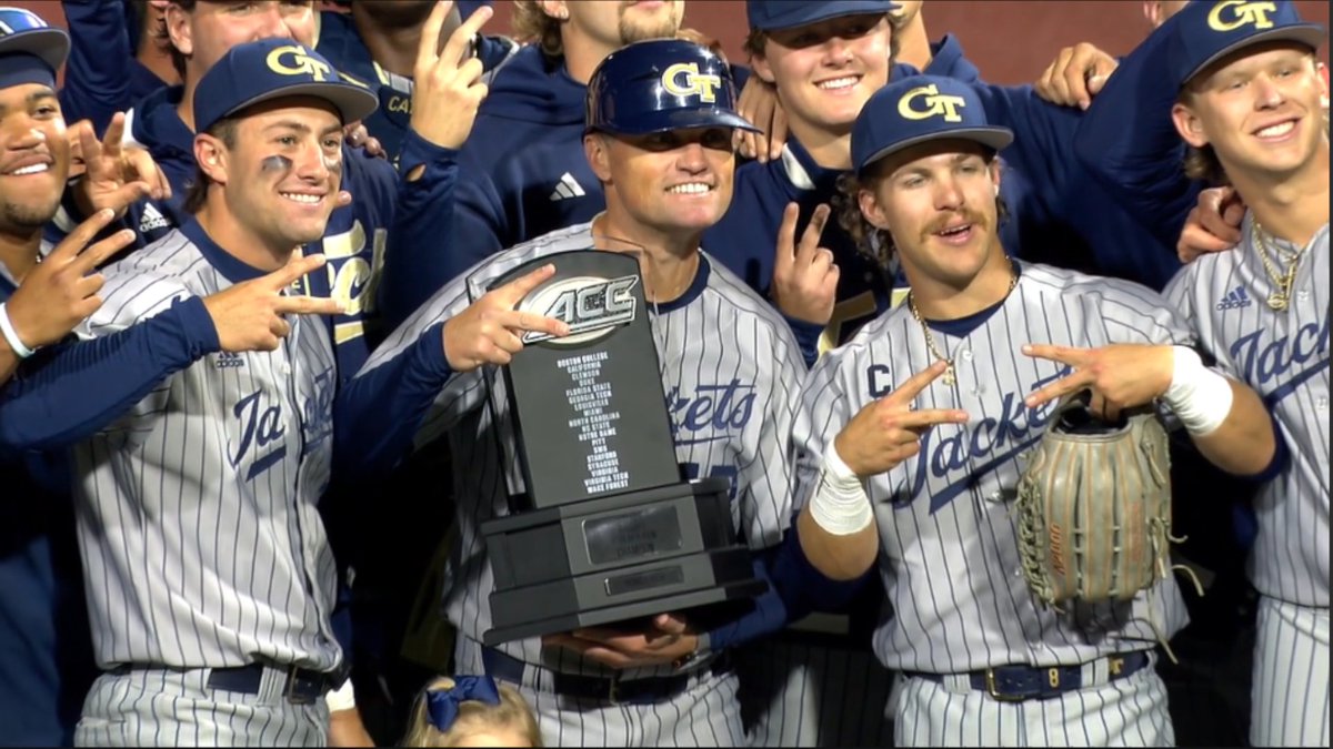 11Point7 College Baseball tweet media