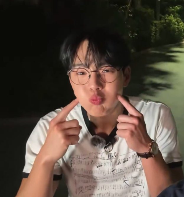 누누몬 tweet media