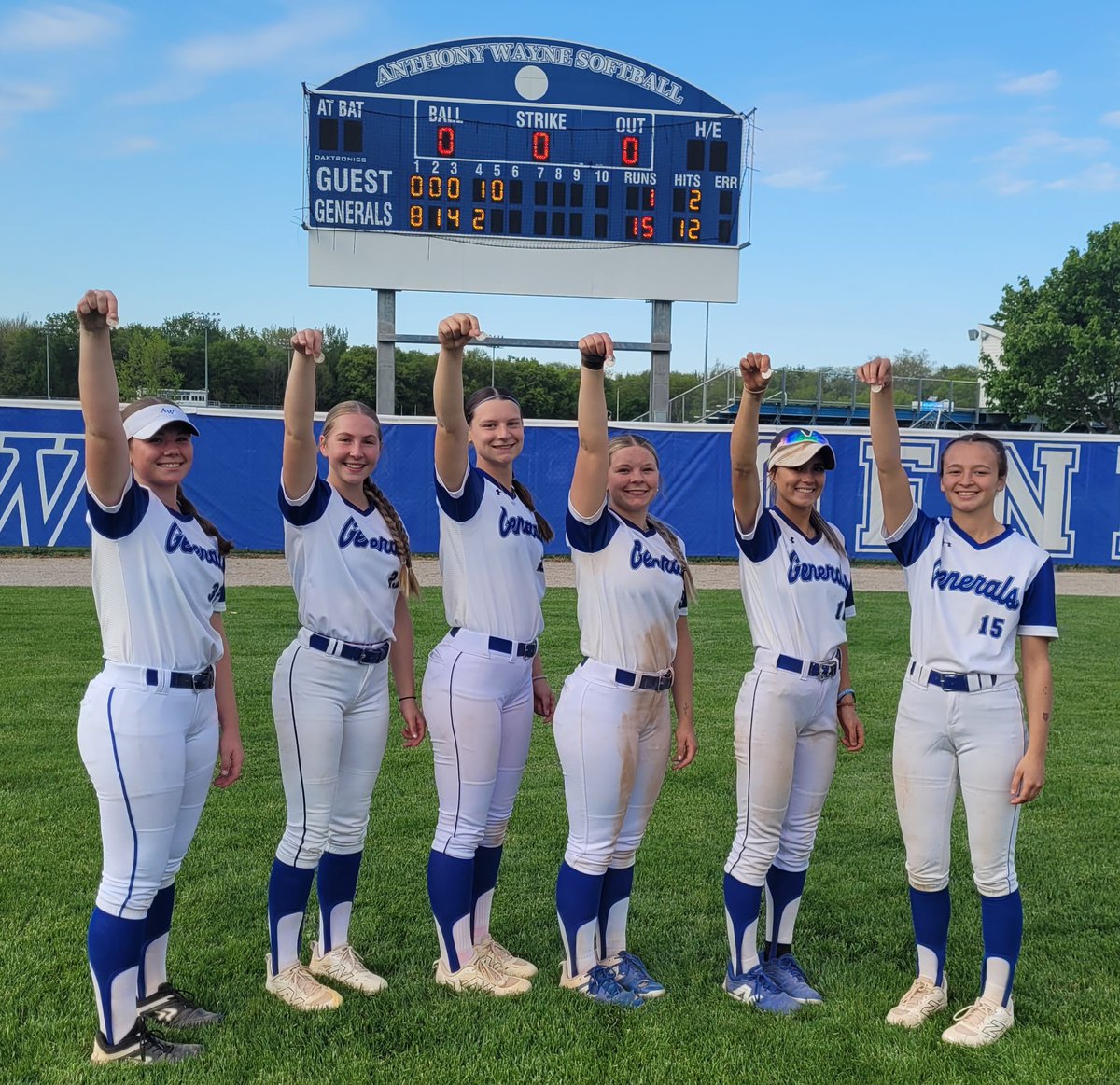 AWHS Softball tweet media