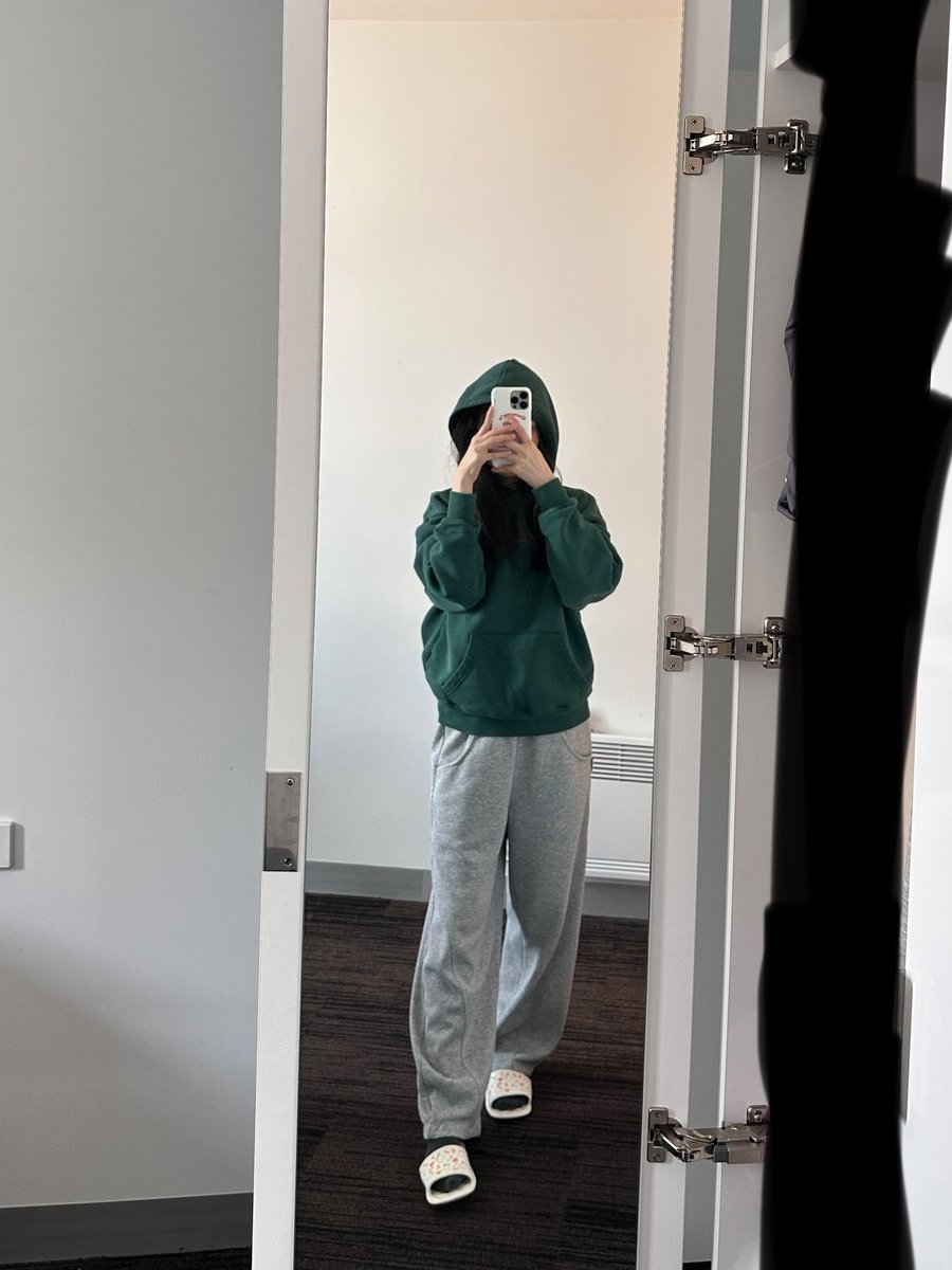 Lr tweet media