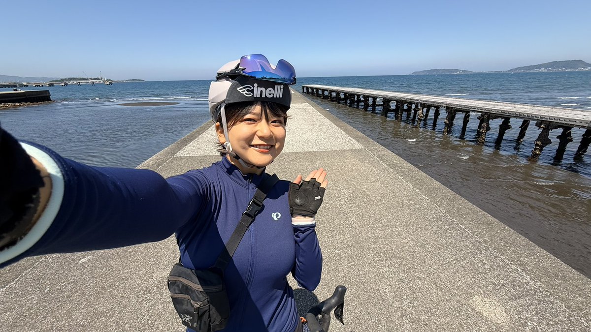 cyclegadget_tv's tweet photo. 体も空も海もブルーーーーーーー！！！ https://t.co/iGUqaMsQpp