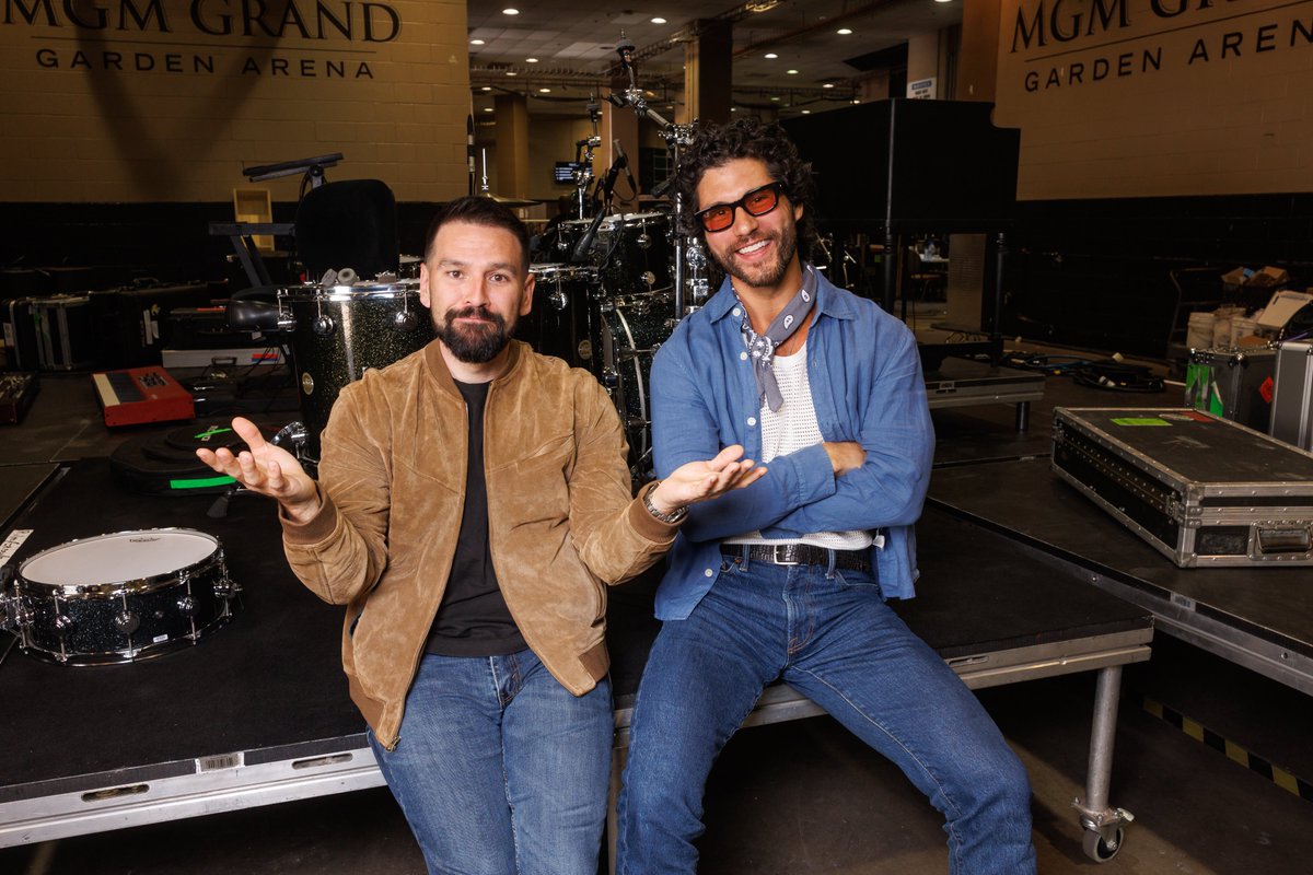 ACM Awards tweet media