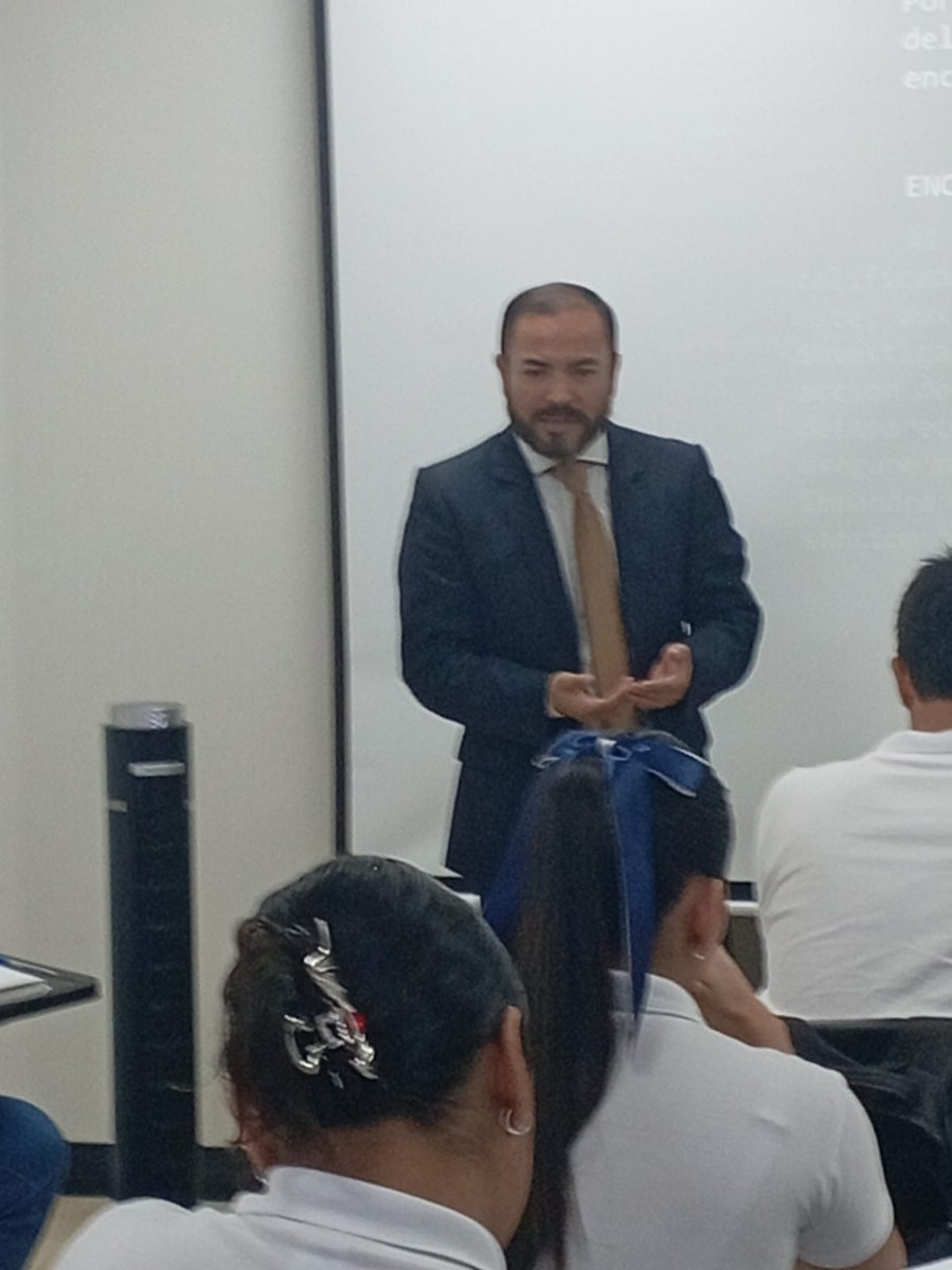 ALDP06218914's tweet photo. El Dr. Raúl Cadena Palacios, Presidente ALDP durante su visita académica a México 🇲🇽, compartió experiencias institucionales, académicas y de formación jurídica con estudiantes y profesionales aspirantes a agentes fiscales del Estado de #Morelos, en #Cuernavaca.  ¡Enhorabuena!👏🏻 https://t.co/Fi2g3KYmwI