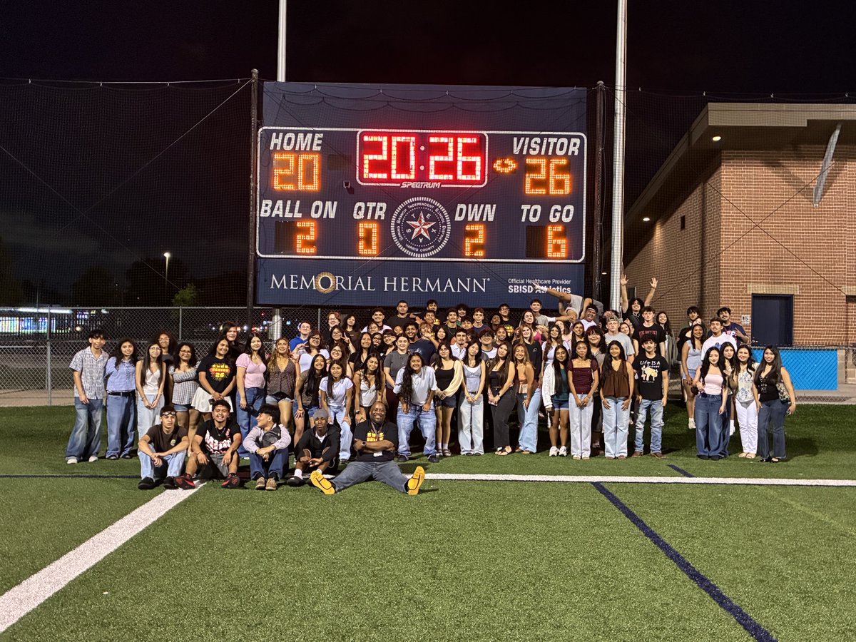 SpringWoodsHigh's tweet photo. Spring Woods Seniors 2026!  Sun has set!  #TigerPRIDE https://t.co/mV5291NTOj