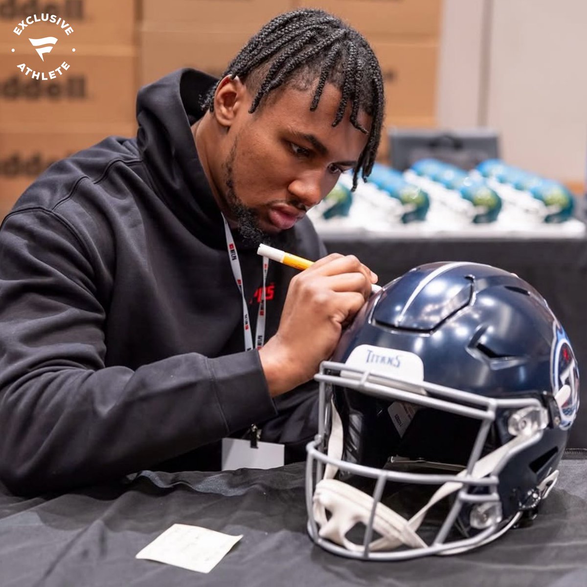 FansAuthentic's tweet photo. 2026 @NFLPA #RookiePremeire signings are in the books ✍️✔️ 

@oti_germie 🏈 @NickSingletonn https://t.co/Oz8pVorGjY