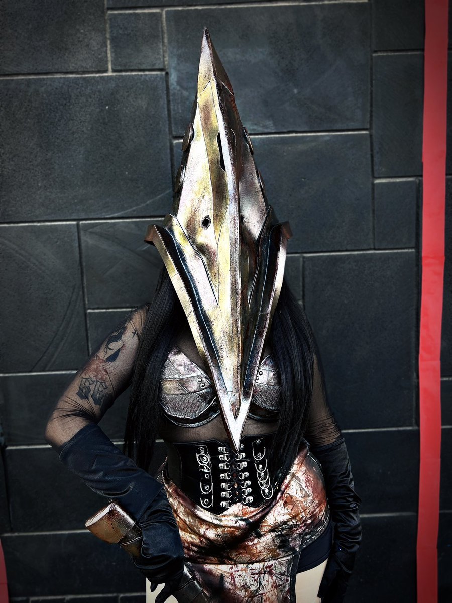 KewiiPuffle's tweet photo. ｐｙｒａｍｉｄ ｈｅａｄ⛓️‍💥 https://t.co/gJpAsPO3Pm