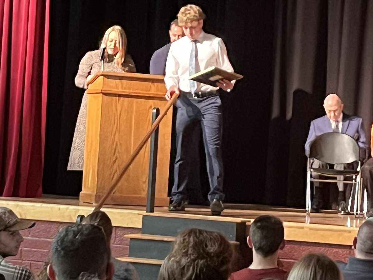 Mary_Kaley's tweet photo. Yesterday, my family had the privilege of presenting the Sheriff Duane W Kaley Memorial scholarship to a very deserving senior at Southeast high school. I am very proud of my son, Duane and my daughter Danielle for honoring the memory of their father with this annual scholarship. https://t.co/44mR9tzLKe