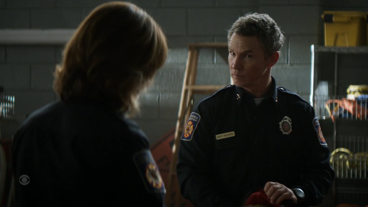 shawnhats's tweet photo. shawn hatosy as battalion chief brett richards in fire country s04e19 "rain check for tomorrow" https://t.co/oApYBVCgSG