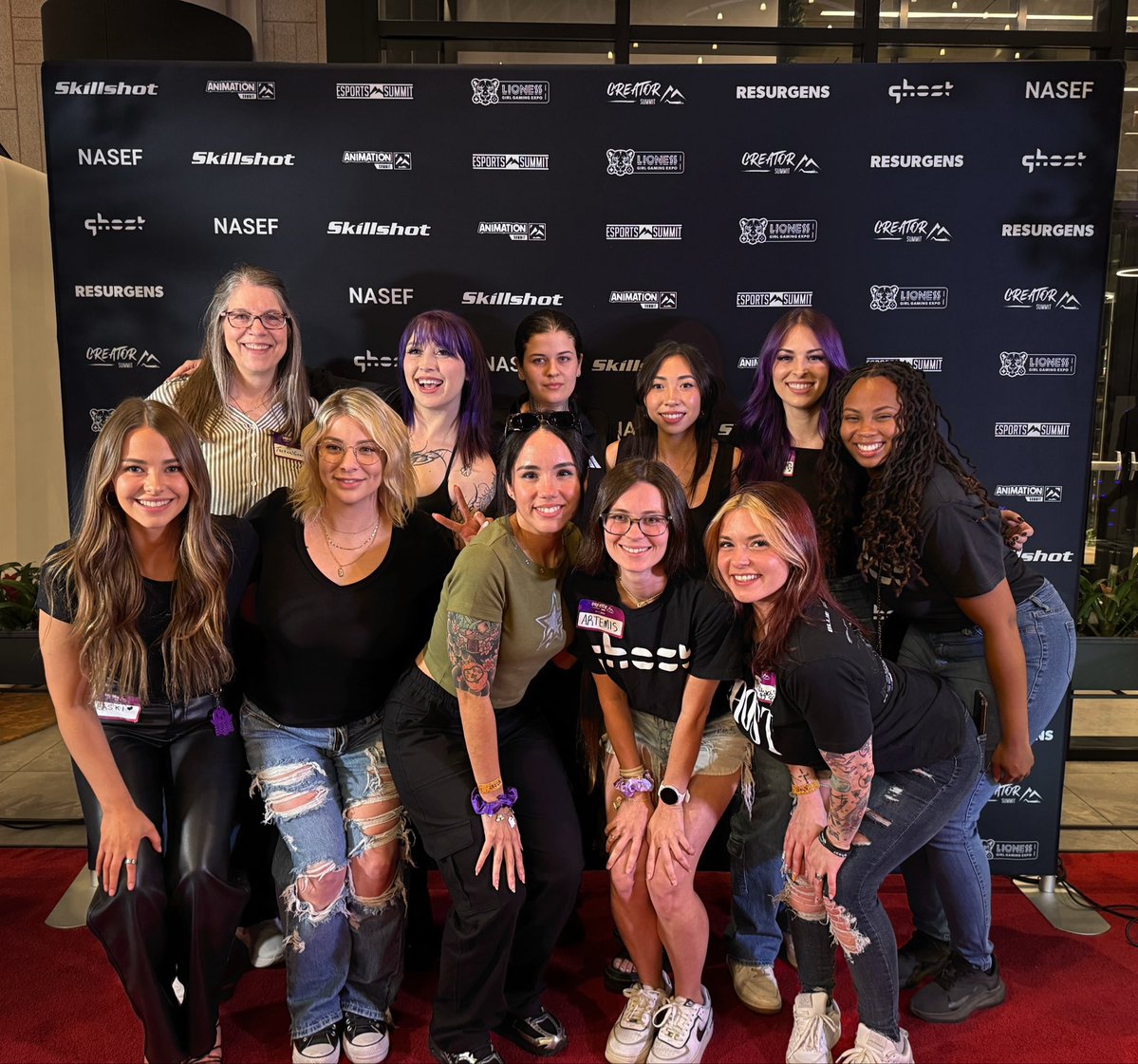 Ghost Girls tweet media