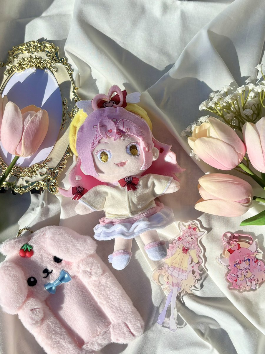 PrimRoserin's tweet photo. I turned myself into a marketable plushie https://t.co/ExvQhJIPG1